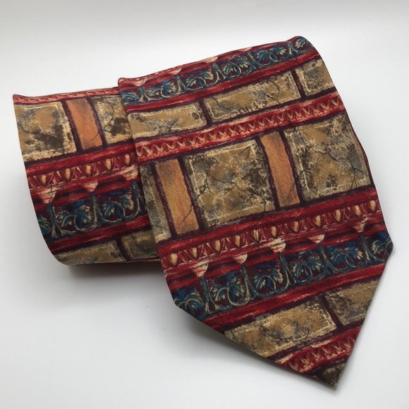Metropolitan Museum of Art tie. Antique look pattern - Picture 1 of 6